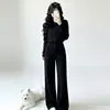 Conjunto de inverno super bonito, um conjunto completo, estiloso, rejuvenescedor, valoriza pessoas baixinhas, esportivo casual, conjunto de duas peças com moletom forrado de fleece para mulheres