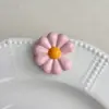 Pintado Goteo de Aceite Agujero Grande Flor Margarita DIY Funda para Teléfono Materiales de Decoración Hechos a Mano Accesorios Coloridos Piezas Pequeñas