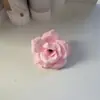 8cm Cabeças de Flores Artificiais de Rosa Decoração de Casa para Feriados Flores Artificiais Adereços para Fotografia de Casamento Acessórios de Cabeça Feitos à Mão Atacado