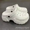 2024 Nuevos Zapatos de Agujero de Oso de Cristal Eva Todo en Uno para Mujer Verano Aumentadores de Altura 8.5 de Suela Gruesa Versátiles Sandalias Baotou