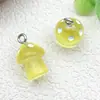 9 Tipos de Resina Luminosa Colorida con Purpurina Fina Colgantes de Hongo 3D Accesorios para Colgante de Pulsera Collar Llavero DIY