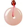 Venta al por mayor de fábrica polvo de raíz de loto de jade afgano natural colgante con cierre de seguridad para hombre y mujer colgante de jade rosa con cierre de seguridad