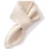 Bufanda de Cachemira para Mujer 100% Cachemira Perforada Temporada Otoño/Invierno Agradable al Tacto Color Sólido Cálida Versátil Cuello de Punto Cruzado