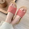 Pantuflas de Lino para Mujer Verano 2026 Nuevo Estilo Hogar Pareja Interior Suela Suave Resistente al Desgaste Pantuflas de Tela a Cuadros para Hombre Verano