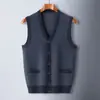 Cárdigan de lana pura para hombre de otoño e invierno, chaleco de lana tejido cálido de talla grande, chaleco de lana de cuello en V de alta gama para hombre