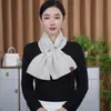 Bufanda de Lana Mezclada Coreana Invierno para Mujer 2025 Nueva Cálida Protección para el Cuello Bufanda de Punto Cruzada Retorcida de Gama Alta