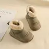 Botas de nieve para niños, botas cálidas de algodón con forro polar de invierno, zapatos para niños pequeños para niños y niñas, botines antideslizantes de suela blanda, botas de algodón para bebé