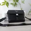 P Lada Moda Importada Paracaídas Impermeable Nylon con Cuero Hombro Mensajero Teléfono Móvil Bolso para Transfronterizo