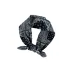 Pedidos Japoneses y Coreanos 58 Bufandas de Seda Bufandas Cuadradas Pequeñas Pañuelos para la Cabeza de Mujer Versátiles Estampado Paisley Bufandas de Algodón y Lino Venta al por Mayor Verano Estilo Delgado