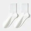 Calcetines Clásicos de Otoño e Invierno para Hombre Negros Blancos Grises Sueltos de Media Pantorrilla Calcetines con Alto Contenido de Algodón Calcetines de Media Pantorrilla para Hombre Industria Textil de Zhuji