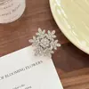 Pinza para el pelo de copo de nieve genial y noble para niña de invierno Clip de borde metálico de copo de nieve de diamante brillante nuevo de otoño e invierno Navidad