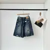 Shorts de mezclilla rotos para mujer 2026 verano nuevos de cintura alta holgados adelgazantes versátiles de moda pantalones exteriores estilo mezclilla