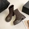 Novas Botas Curtas Estilo Europeu e Americano Moda Aumento de Altura Botas Femininas Estilo Martin Solado Grosso Estilo de Rua Emagrecimento Outono e Inverno Botas Leves para Motociclistas Não