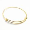 Pulseira retrátil ajustável em aço Alex, popular na Europa e nos Estados Unidos, com sistema push-pull, ideal para mulheres.