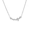 Nuevo Estilo Collar de Perlas Ins para Mujer, Cadena Versátil de Lujo Ligero para Cuello de Suéter con Colgante de Corazón y Mariposa Venta al por Mayor
