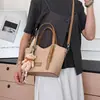 Bolso Bandolera Súper Trendy Estilo Nuevo Vintage Versátil 2026 Cubo Para Viajar Verano Casual Bolso de Hombro Gran Capacidad Elegante