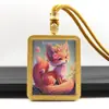 Colgante Thangka Dorado Pintado a Mano por Ambos Lados con Escrituras Integradas, Cinco Dioses de la Riqueza, Colgante de Collar Thangka del Pasado y del Presente