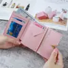 Ins Billetera de Monedas para Estudiantes Nuevos Mujeres Corta Estilo Coreano Moda Tres Plegados Hebilla Cartera Pequeña Bolsa de Monedas Bolsa para Tarjetas