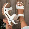 Novos Sandálias Casuais de Salto Alto Femininas de Comércio Exterior para o Verão de 2026, Sandálias Casuais de Salto Alto Plus Size Transfronteiriças com Tiras de Velcro, Calçados Femininos