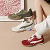 Zapatillas versátiles, estilo urbano, zapatillas blancas para mujer, nueva colección de otoño, estilo coreano, modernas para estudiantes, casuales y deportivas, diseño de bloques de color, ligeras