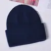Gorros de Punto Cálidos para Otoño e Invierno Color Sólido Cachemir Cortavientos y Resistentes al Frío Gorros de Lana Venta Directa de Fábrica Gorros al por Mayor para Hombres y Mujeres