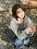 Jaqueta Suéter com Zíper Torcido Cinza para Mulheres Outono e Inverno Espesso Estilo Preguiçoso Novo Zíper Gola de Ovelha Pura Cardigan de Lã