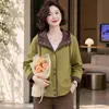 Moda Otoño 2026 Nuevo Conjunto para Mamá Abrigo con Capucha Reductor de Edad para Mujeres de Mediana Edad y Mayores, Cortavientos Casual, Chaqueta Corta