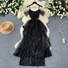 Vestido Negro Hombros Descubiertos de Alta Gama Lujo Ligero Estilo Socialité de Nicho para Mujer Tirantes Malla Costuras Abertura Vestido Largo