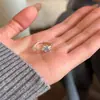 Anillo Dulce de Estrella Azul para Mujer, Sencillo, Moderno, Individualista, Banda Abierta Ajustable, Versátil para Apilar, Anillo para Dedo Índice de Celebridad de Internet
