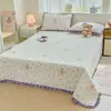 Cobertor de Cama de Lã de Leite Espessado Conjunto de Três Peças Outono e Inverno Estilo Renda Quente Lençol Antiderrapante Capa de Colchão Capa Kang Atacado