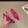 Sandalias negras de tacón alto con punta fina estilo francés, zapatos de hada, zapatos de salón de punta fina de satén de alta gama de nicho primavera-verano 2023