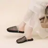 Medias zapatillas de malla para mujer con punta abierta para uso en exteriores, nuevo estilo de verano 2026, sandalias de playa cómodas transpirables huecas estilo romano con suela gruesa