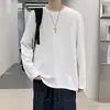Jingtao marca de moda estudiantil camiseta de manga larga para hombre otoño estilo Hong Kong holgada versátil color liso simple casual cuello redondo camiseta interior