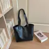 Bolso tote de moda retro de gran capacidad para mujer, nuevo estilo 2026, bolso de hombro versátil, bolso de axila, bolso para el trabajo