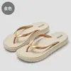 Chinelos de verão femininos para uso externo e interno, chinelos de EVA antiderrapantes com sola macia para mulheres, atacado