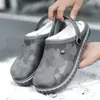 Pantuflas de algodón impermeables para hombre, invierno transfronterizas antideslizantes, forradas de felpa, engrosadas, de doble uso, EVA, talla grande para hombre, zapatos de algodón cálidos