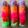 Goma elástica desechable para niños y niñas diadema de goma para la cabeza tocado de goma de colores barril mediano goma elástica de barril mediano embotellada de plástico asequible