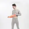 Conjunto de Roupa Íntima Térmica de Veludo Dourado Masculino com Forro de Fleece Espessado Outono e Inverno Gola Redonda Roupas de Outono para Meia-Idade e Idosos Calças Compridas Feminino