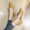 Moda Bico Fino Sola Macia Versátil Mocassins 2025 Verão e Outono Novos Sapatos Baixos Mulher Rasteirinhas Pretas de Salto Baixo