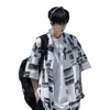 Camisa de manga curta color block para homens, estilo verão, roupas masculinas de seda gelada, marca da moda, jaqueta de corte solto, camisa floral estilosa, atacado direto da fonte