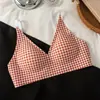 Ropa interior nueva de verano para mujer de seda helada de alta calidad con soporte antigravedad, diseño de copa antideslizante, cómoda para deportes y cierre ajustable de corchetes.