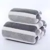Juego de toallas de coralina al por mayor transfronterizo para adultos, toalla de baño simple a rayas anchas, toalla absorbente de punto de urdimbre engrosada