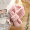 Bufanda Gruesa de Felpa Versátil para Otoño e Invierno con un Toque de Lujo, Protección para el Cuello de Color Sólido, Bufanda Cruzada de Encaje con Cerezas Personalizada