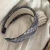 Diadema ancha de estilo coreano retro en tonos grises a cuadros para mujer, de alta calidad, elegante, estilosa y versátil, accesorio para el cabello para ir al trabajo