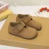 Sapatos Birkenstock retrô de sola reta com cobertura total para meninas, novos sapatos mocassins versáteis da moda outono 2026, sapatos Mary Jane de sola macia