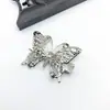Atacado de fábrica presilha de bico de pato borboleta metal flor metal para roupas chinesas antigas acessórios de joias DIY
