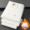 Calça jeans branca de alta qualidade em estilo de negócios italiano para homens, corte slim fit com stretch, primavera/verão 2026, macia e confortável