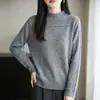 26 Novo Suéter de Tricô Feminino Outono/Inverno com Borda Enrolada, Padrão Crochê, Gola Meia Alta, Design Vazado, Suéter Base Pulôver Grosso