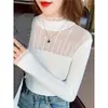 Camiseta base suave y delicada para mujer, estilo francés con cuello medio alto y ribete de encaje, top de punto fino con elegante diseño de malla hueca, OEM