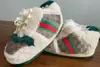 Zapatos sucios para hombre y mujer, un par de cono de felpa peluda, zapatos de invierno raros de algodón de coco, zapatillas divertidas de algodón Aj, venta al por mayor